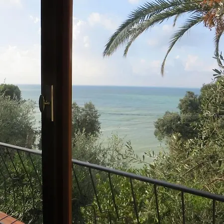 Semesterbostad A Due Passi Da E Dal Mare *